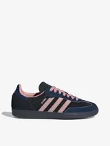 Zapatillas Adidas Samba OG de cuero negro con detalles en azul marino, rosa y gris.