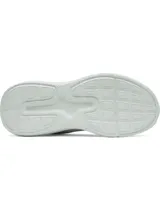 Championes de running Under Armour Phade RN 3, color blanco con detalles en verde menta. Parte superior de malla ligera y transpirable, plantilla extraíble y entresuela de EVA para mayor amortiguación.