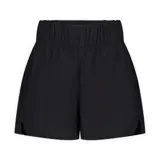 Short deportivo de tiro alto con cintura elástica ancha y aberturas laterales en el ruedo.