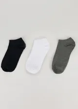 Pack de tres pares de medias tobilleras lisas, color blanco.