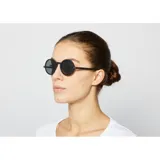Lentes de sol Izipizi modelo #G, con montura redonda negra y cristales grises categoría 3.