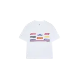 Remera oversized blanca de manga corta con estampado gráfico delantero estilo automovilístico y de carreras.