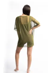 Remerón de tul con estampado tie-dye en tonos fucsia, violeta y negro.