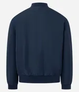 Campera bomber negra para hombre, confeccionada en poliéster con cierre frontal de cremallera, cuello, puños y dobladillo elásticos acanalados, y bolsillos laterales.