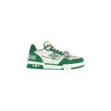 Championes Louis Vuitton Trainer en color blanco y verde, confeccionados con detalles de denim con monograma, paneles de malla y suela de goma.
