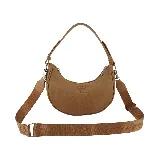 Cartera bandolera marrón con correa de mano y correa larga con logo de la marca.