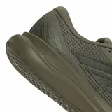 Championes Adidas Runfalcon 6 M, color verde oliva, con diseño de malla transpirable y suela con tecnología Cloudfoam.