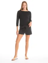 Short de pijama con estampado floral en tonos grises y blancos, con cintura elástica y cordón de ajuste negro.