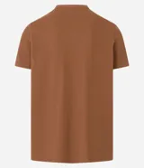 Remera de media malla verde militar con cuello redondo y mangas cortas, de corte clásico.