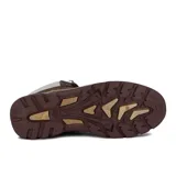 Bota acordonada marrón de cuero con suela marrón y beige.