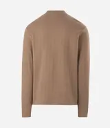 Remera manga larga beige con textura vertical en relieve y cierre frontal parcial en el cuello, confeccionada en mezcla de algodón y poliéster.
