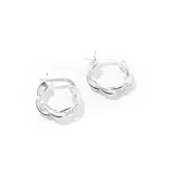 Aros tipo argolla de plata 925 con diseño trenzado.