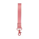 Llavero de muñeca tipo pulsera de tela tejida color rosa pálido, con gancho metálico giratorio y argolla para llaves. Incluye un parche de cuero sintético con un logo grabado en relieve.