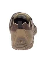 Zapato tipo slip-on Cat modelo Opine, color marrón, con diseño de corte bajo y suela de goma dentada para mayor tracción.