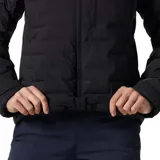 Campera negra de plumas marca Mountain Hardwear, modelo Stretchdown Jacket. Con cierre frontal, bolsillos laterales con cierre y un bolsillo interno.