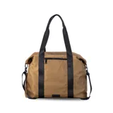 Bolso deportivo color gris claro, con cierres y correas negras. Cuenta con dos asas superiores, bolsillo frontal con cierre y correa extensible ajustable.