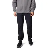Pantalón negro Columbia modelo Black Mesa Warm Pant, con tecnología Omni-Shield que repele la humedad y las manchas. Cuenta con múltiples bolsillos seguros, trabillas para cinturón y detalles reflectantes en los tobillos y la cintura.