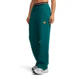 Pantalon de corte recto y holgado color verde, con cintura elástica ajustable mediante cordón y detalle de logo bordado en la pierna.
