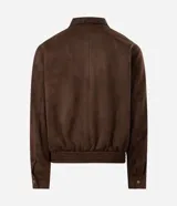 Campera masculina Marfinno de efecto gamuzado en color marrón, con cuello alto, cierre frontal de cremallera, bolsillos laterales y puños y bajo elastizados.