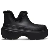 Botas cortas Crocs Stomp Lined Shorty color negro, con suela plataforma chunky texturizada y forro interior de corderito sintético negro.