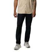 Pantalón cargo Columbia modelo Tech Trail Utility Omni-Shield, color negro, de corte recto y con bolsillos laterales utilitarios.