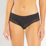 Pack de tres culottes negros de algodón con encaje en los bordes.