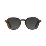 Lentes de sol Indie Bali Nogal Burl, con armazón de madera de nogal y maple, lentes polarizados con protección UV 100% y bisagras flex.