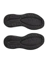 Championes de running Under Armour modelo Charged Rogue 5, color negro. Presentan una parte superior de malla técnica transpirable, entresuela Charged Cushioning para mayor amortiguación y suela de goma resistente para mayor tracción.