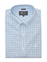 Camisa de manga larga RKF modelo Wf Pb, confeccionada en 100% algodón con diseño a cuadros en tonos celestes, blancos y azules. Cuenta con cuello americano abotonado, cierre frontal de botones, bolsillo en el pecho con el logo bordado de la marca y calce regular.
