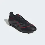 Championes de fútbol Adidas Predator League, color negro con detalles en gris y rojo.