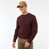Sweater de punto con textura gofrada, color púrpura, de cuello redondo y manga larga con puños acanalados.