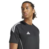 Camiseta de fútbol Adidas Tiro 24 negra con tres tiras blancas en los hombros y logo de Adidas bordado en blanco en el pecho. Confeccionada en tejido transpirable AEROREADY.