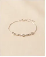 Pulsera de plata 925 con cadena fina y dijes de corazones intercalados con cuentas esféricas.