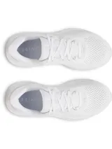Championes de running Under Armour modelo Infinite Pro 2, color blanco. Presentan una parte superior de malla técnica transpirable, diseño de talón estabilizador y entresuela con tecnología de amortiguación UA HOVR+ para mayor retorno de energía y suavidad en la pisada.