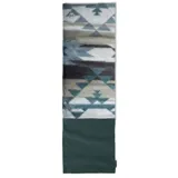 Cuello multifuncional Buff con diseño estampado en tonos grises, blancos y verdes en la parte superior y base de tejido polar en color verde oscuro.