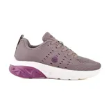 Championes deportivos Hi-Tec modelo Gina, color lila con detalles en violeta y suela blanca. Presentan un diseño de malla transpirable, cordones al tono y una entresuela con refuerzos geométricos en color violeta.