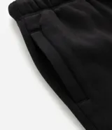 Pantalón baggy de Blue Steel, confeccionado en algodón con felpa. Presenta corte holgado, cintura elástica con cordón ajustable, bolsillos laterales y bajo con regulador elástico.