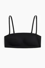 Soutien strapless negro de microfibra con breteles ajustables extraíbles, copas forradas con relleno extraíble y cierre ancho de corchetes en la espalda.