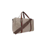 Bolsa de viaje Gucci tipo duffle bag de lona GG Supreme con monograma, asas superiores de lona con franjas verde y roja, y correa ajustable de hombro en color marrón.