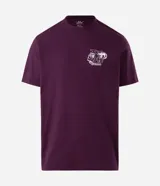 Remera de algodón bordó con corte comfort, cuello redondo y manga corta. Cuenta con una gran estampa en la espalda de inspiración japonesa con un tigre, un dragón y texto en caracteres orientales.