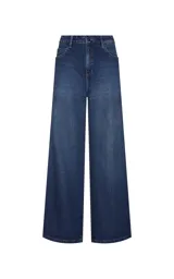 Jean wide leg de tiro alto en color azul oscuro, con bolsillos funcionales delanteros y traseros, presillas para cinturón y cierre frontal con cremallera y botón.
