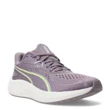 Championes de running Puma Skyrocket Lite 2, color lila con detalles en verde lima y suela blanca. Presentan capellada de malla transpirable, cierre con cordones y entresuela con tecnología de amortiguación.