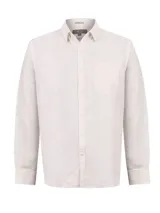 Camisa de lino de manga larga color blanco, con cuello camisero, cierre frontal de botones y un bolsillo aplicado en el pecho.