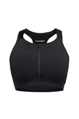 Top deportivo negro con cuello alto y cierre frontal.