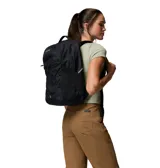 Mochila Columbia modelo Atlas Explorer 28L de color negro, con compartimentos principales con cierre, funda para portátil con forro polar, bolsillos organizadores y cordones elásticos externos.