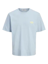 Camiseta celeste de algodón orgánico con cuello redondo y estampado amarillo en la espalda con la palabra 'ORIGINALS' y texto alusivo a la marca.