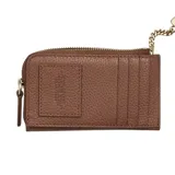 Billetera Marc Jacobs de cuero negro con cierre superior y tarjetero exterior. Presenta el texto "THE WALLET" grabado en relieve en la parte frontal junto con la marca "MARC JACOBS".