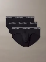 Pack de tres slips negros Calvin Klein de microfibra elástica con cinturilla blanca con el logo de la marca.