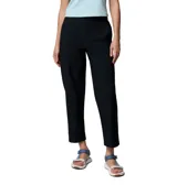 Pantalón Columbia modelo Shale Ridge Pant de color negro, con bolsillos laterales y de seguridad con cierre, cintura parcialmente elástica y rodillas articuladas.
