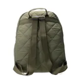Mochila urbana de diseño acolchado con costuras en forma de rombos, color verde oliva. Cuenta con un compartimento principal con cierre, un bolsillo frontal con cierre y un parche decorativo con el logo N+ Club en la parte inferior.